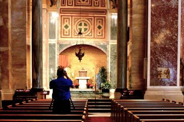 Photographer at St. Matthews Cathedral