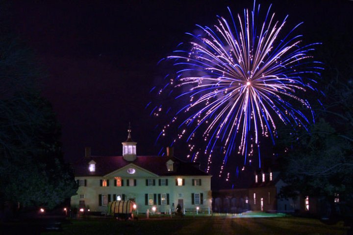 Christmas Illuminations at Mount Vernon