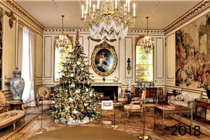 Hillwood Museum at Christmas